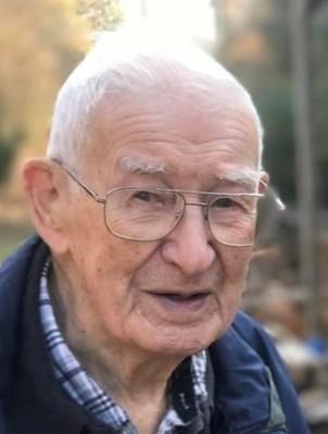 Image of Coxswain Clifford E. Broyles