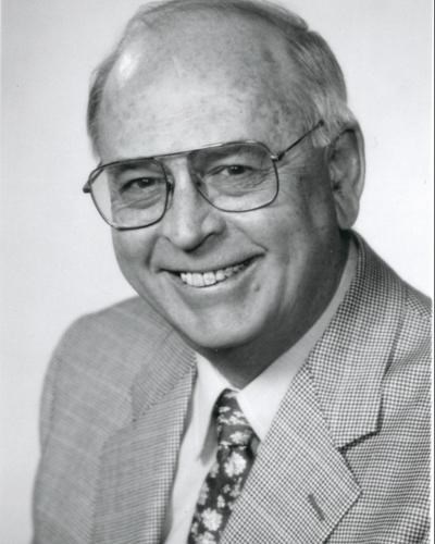 Image of Dr. Howard W. McIlroy